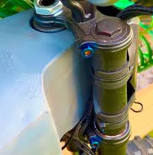 Triple clamp bolts for Tuttio/yozma
