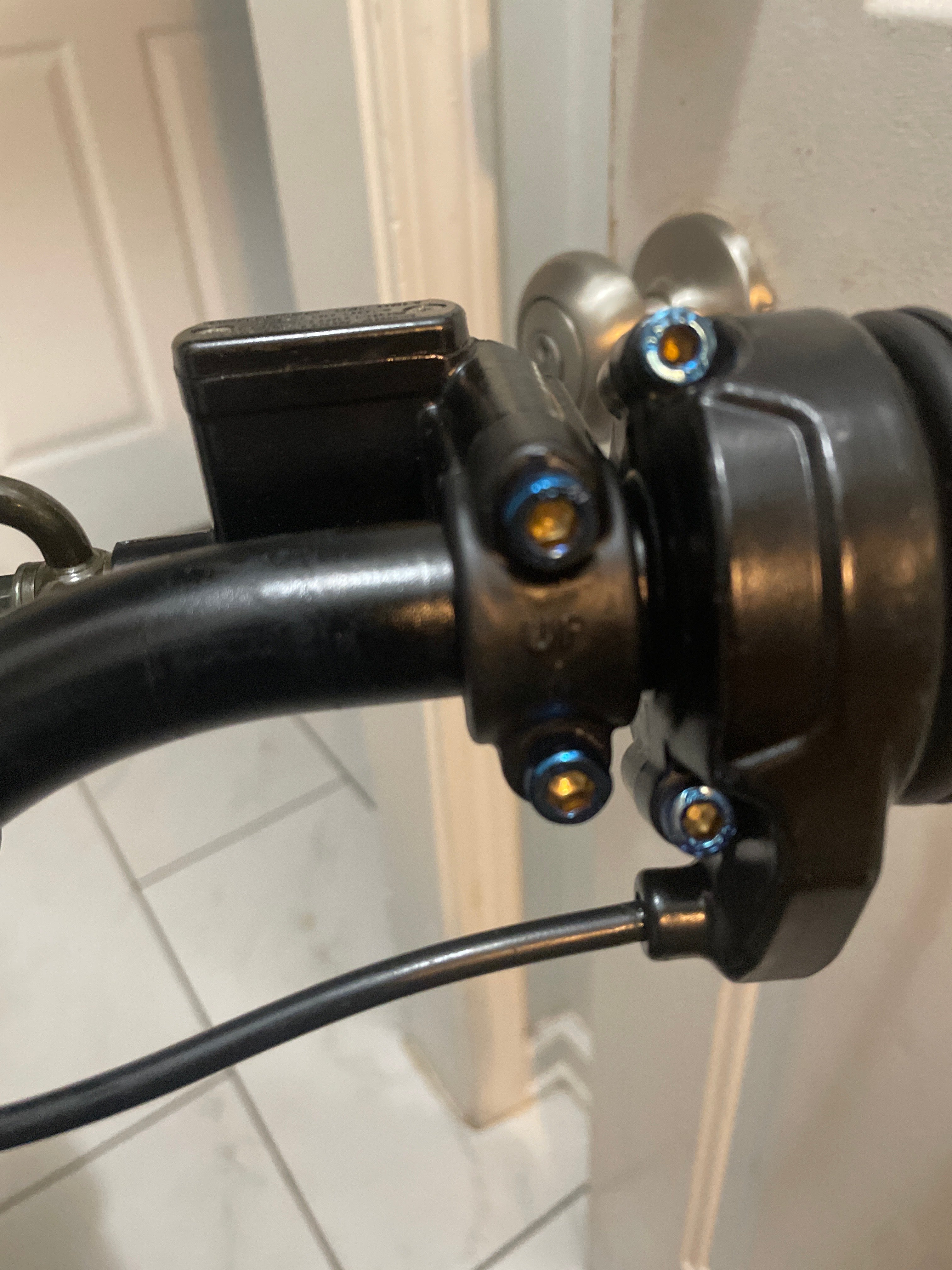 Tuttio/yozma han brake titanium bolts (both sides)