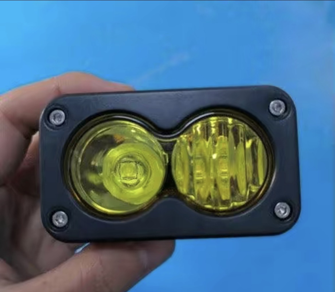 Battery powered Baja light